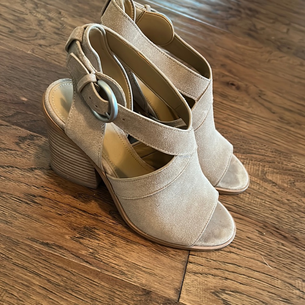 Marc Fisher heels.  Taupe suede-like material.